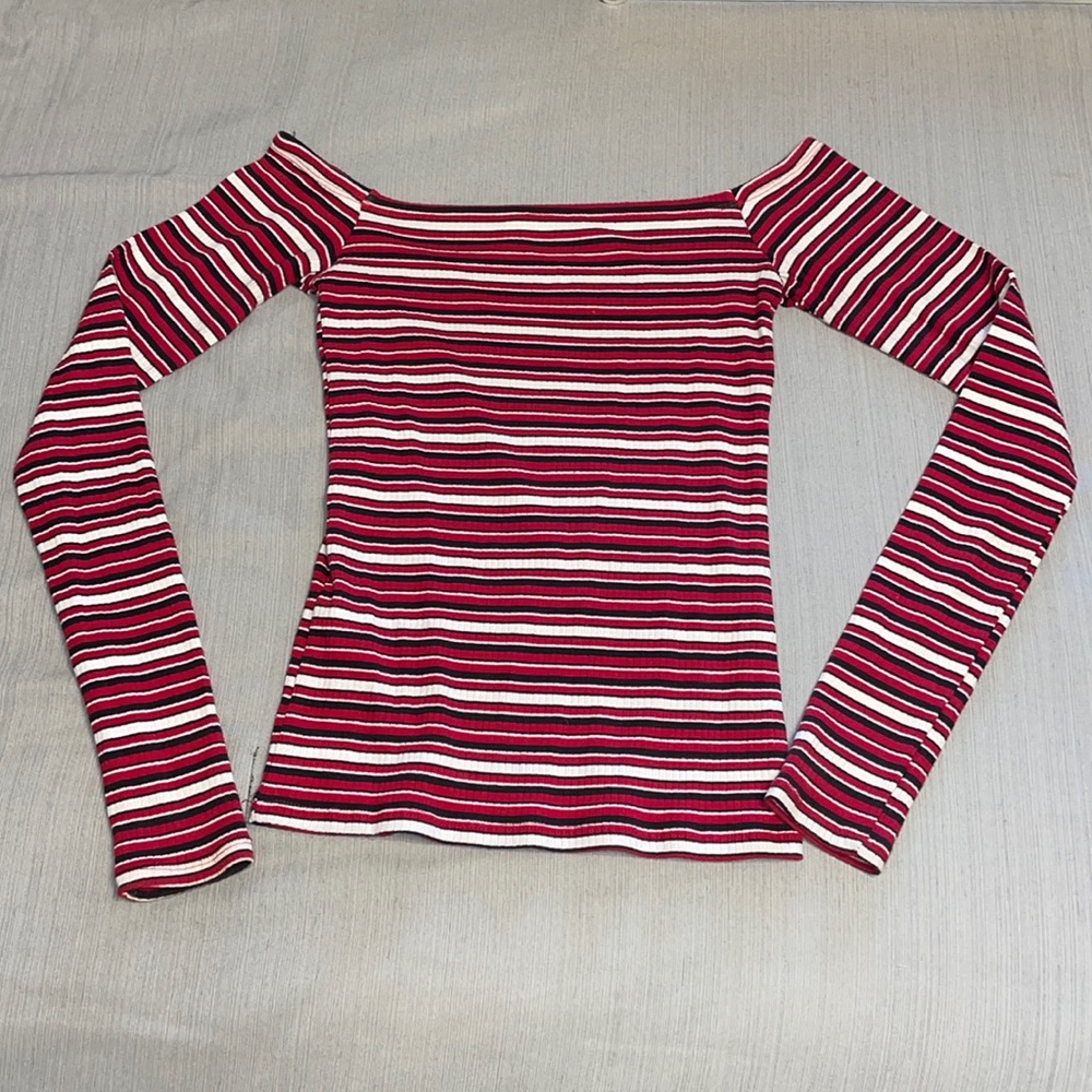 Off the shoulder Hollister striped long sleeve